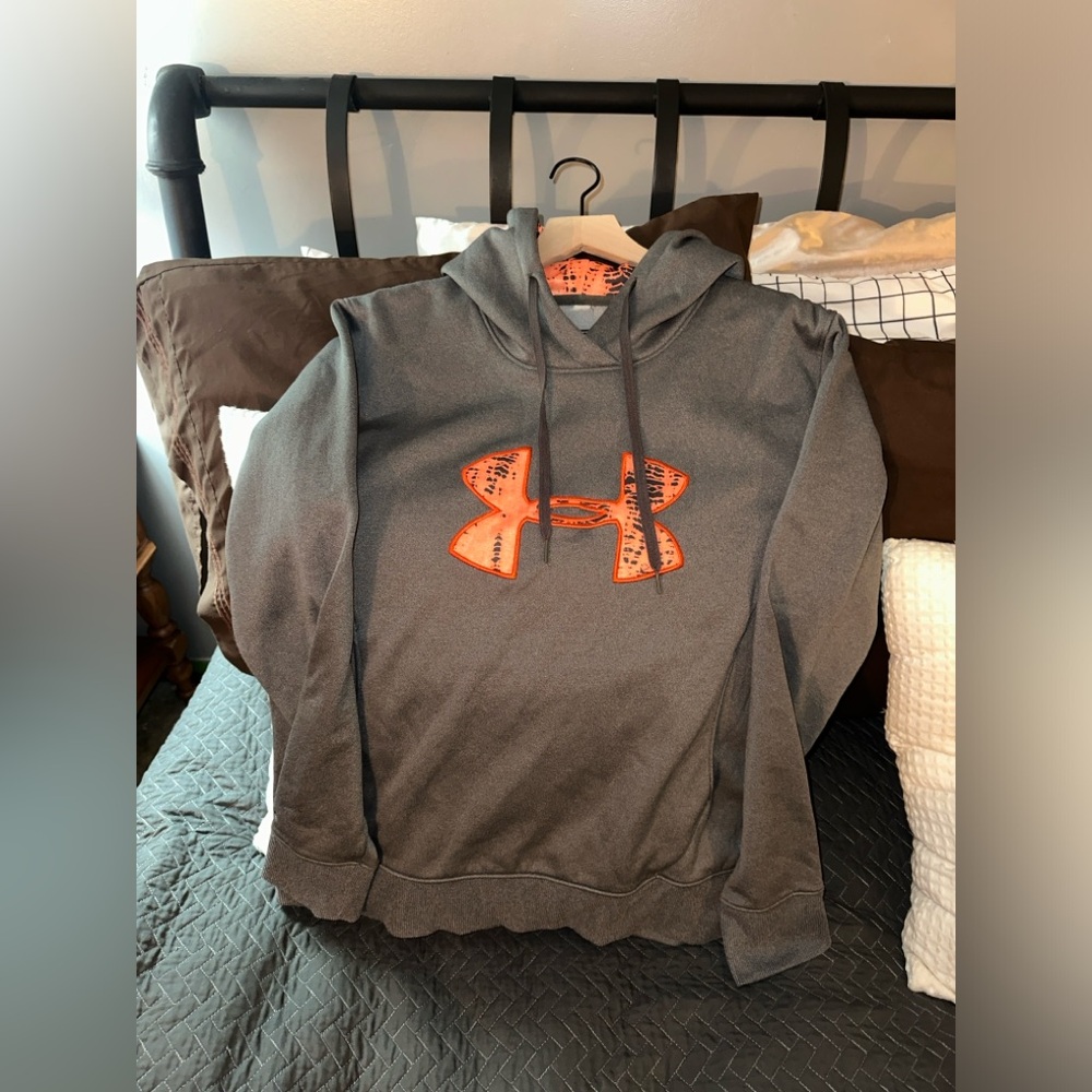 UnderArmour Hoodie